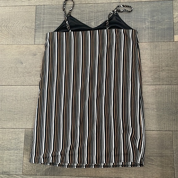 Misguided striped dress US 4 - Picture 3 of 3